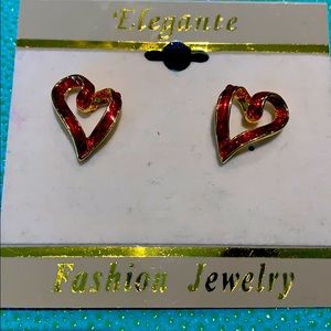 NWT  Red & gold lined heart earrings